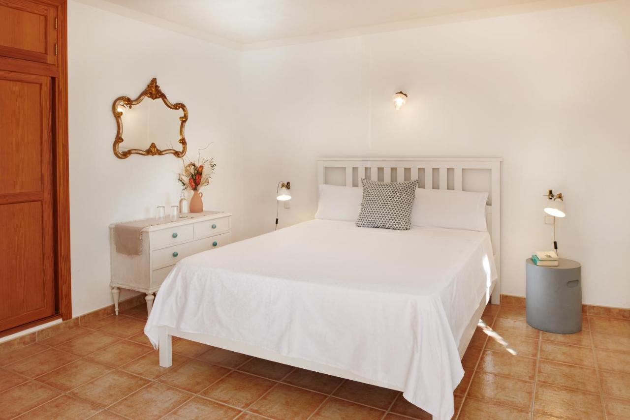 Agroturisme Perola - Only Adults Llucmajor  Εξωτερικό φωτογραφία